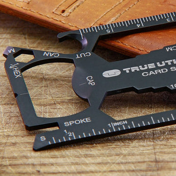 Daugiafunkcinis įrankis-kortelė True Utility CARDSMART (30 viename)